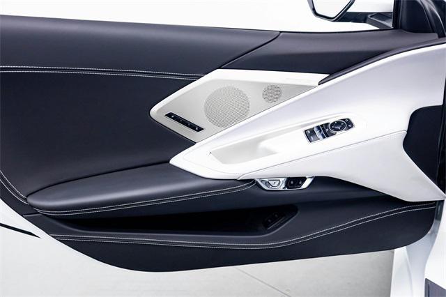 Photo of 2020 Arctic White Chevrolet Corvette
