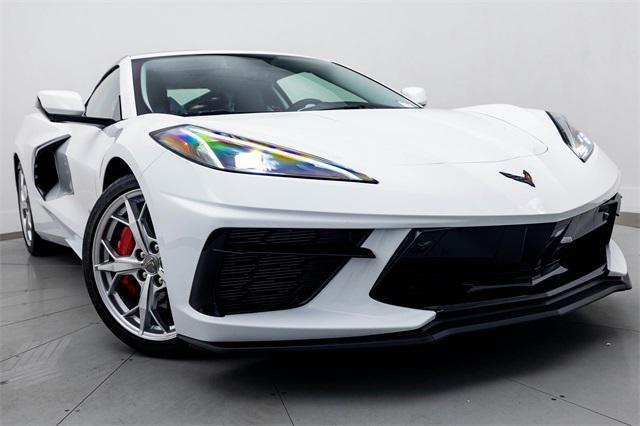 Photo of 2020 Arctic White Chevrolet Corvette
