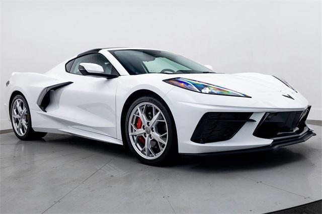 Photo of 2020 Arctic White Chevrolet Corvette