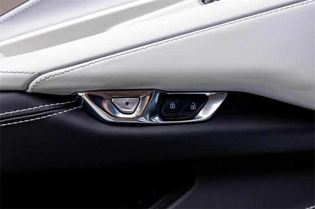 Photo of 2020 Arctic White Chevrolet Corvette