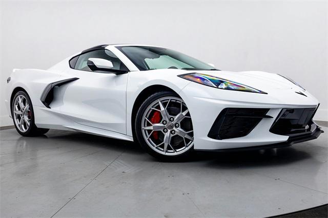 Photo of 2020 Arctic White Chevrolet Corvette
