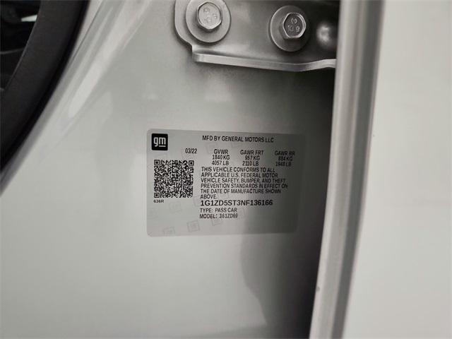 Photo of 2022 Silver Ice Metallic Chevrolet Malibu
