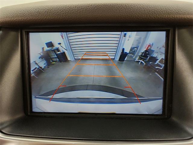 Photo of 2016 Summit White Chevrolet Tahoe