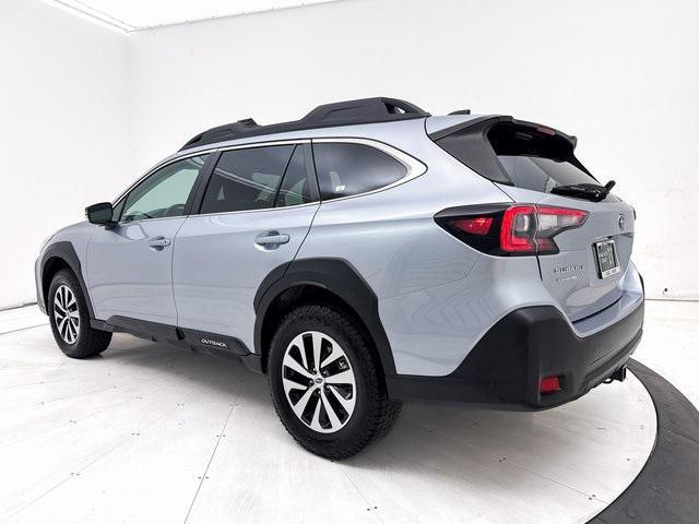 Photo of 2024 Ice Silver Metallic Subaru Outback