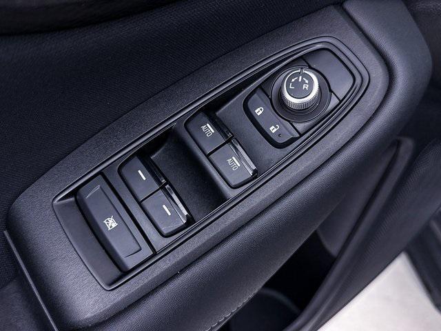 Photo of 2024 Ice Silver Metallic Subaru Outback