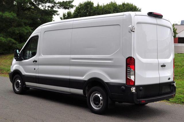 Photo of 2019 Oxford White Ford Transit-250