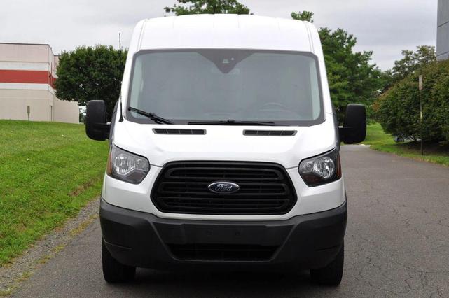Photo of 2019 Oxford White Ford Transit-250