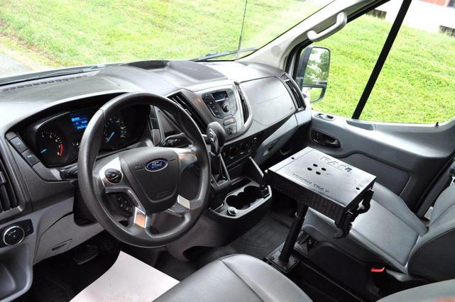 Photo of 2019 Oxford White Ford Transit-250
