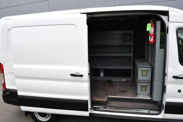 Photo of 2019 Oxford White Ford Transit-250