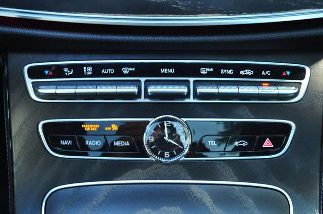 Photo of 2018 Polar White Mercedes-Benz E-Class