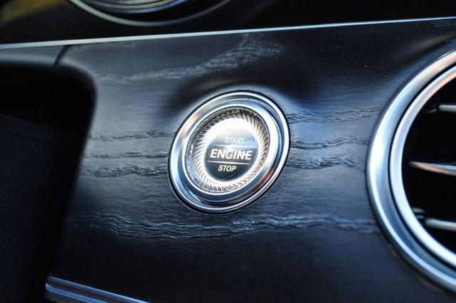 Photo of 2018 Polar White Mercedes-Benz E-Class