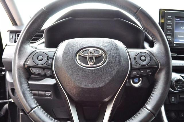 Photo of 2021 Midnight Black Metallic Toyota RAV4