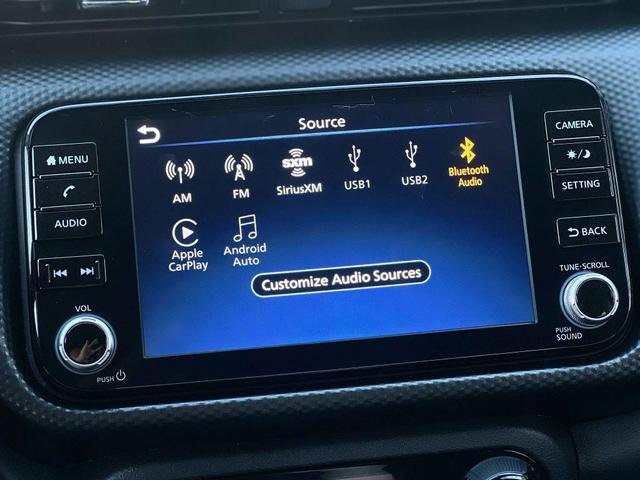 Photo of 2022 White Nissan Kicks