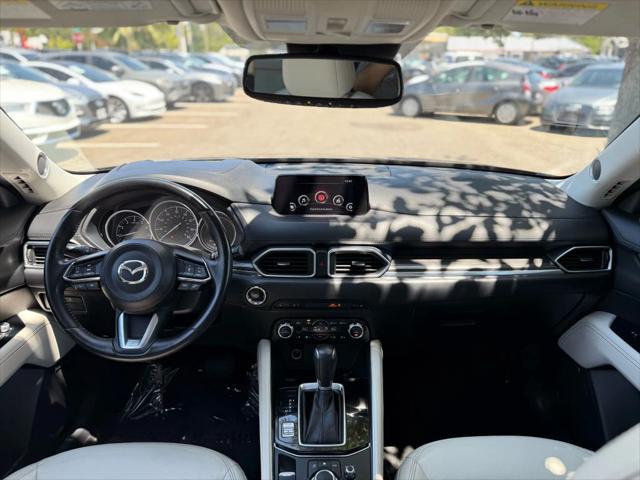 Photo of 2017 Machine Gray Metallic Mazda CX-5