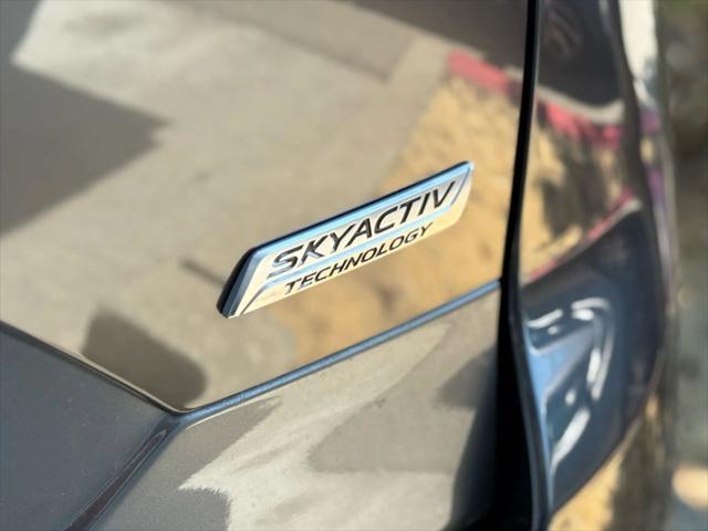 Photo of 2017 Machine Gray Metallic Mazda CX-5