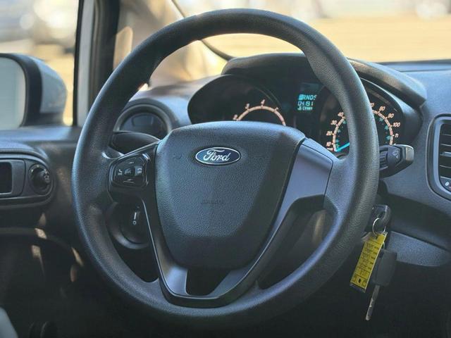Photo of 2019 Oxford White Ford Fiesta