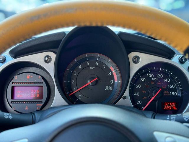 Photo of 2019 Deep Blue Pearl Nissan 370Z