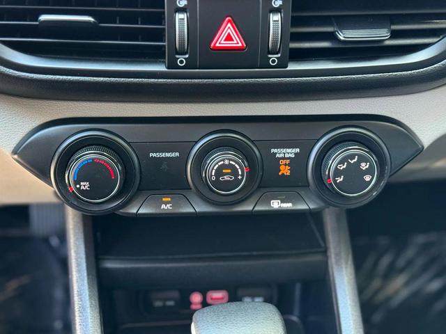 Photo of 2021 Gray Kia Forte