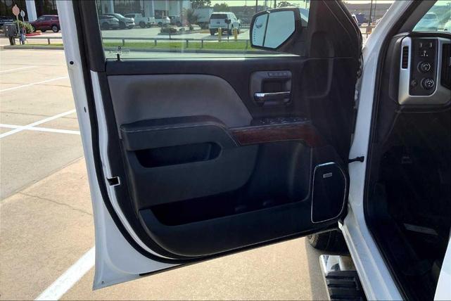 Photo of 2018 Summit White GMC Sierra 1500