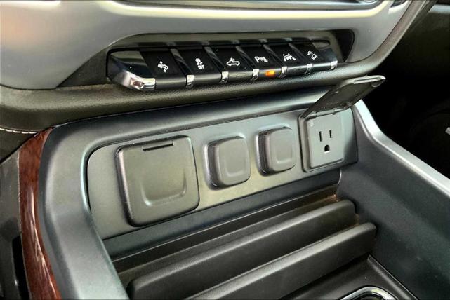 Photo of 2018 Summit White GMC Sierra 1500