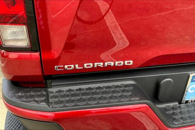 Photo of 2023 Radiant Red Chevrolet Colorado