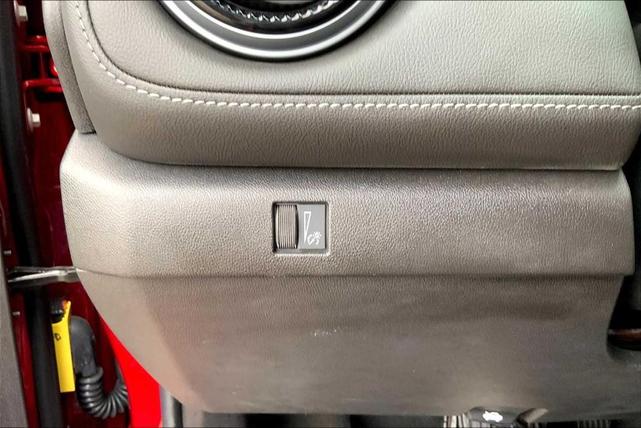 Photo of 2023 Radiant Red Chevrolet Colorado