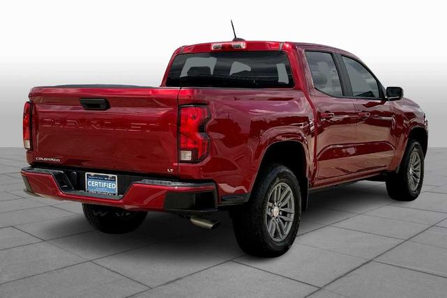 Photo of 2023 Radiant Red Chevrolet Colorado