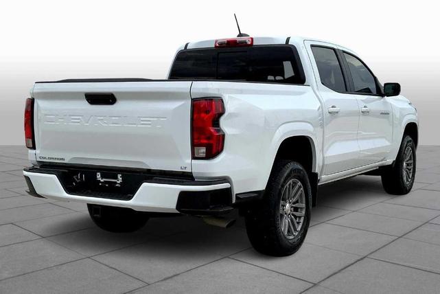Photo of 2023 Summit White Chevrolet Colorado