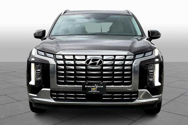Photo of 2024 Burgundy Hyundai PALISADE