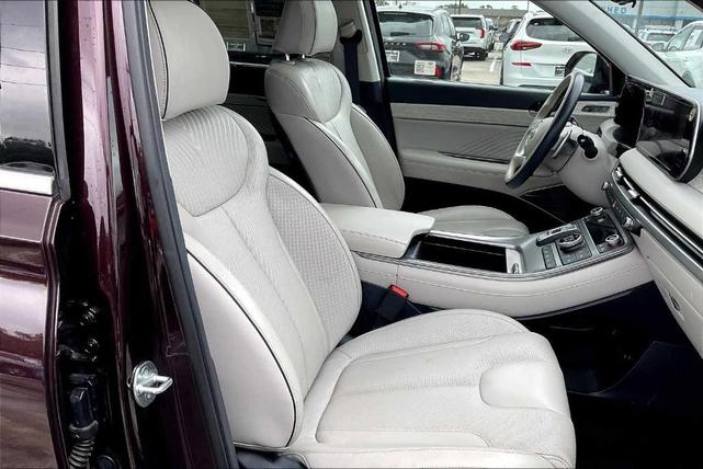 Photo of 2024 Burgundy Hyundai PALISADE
