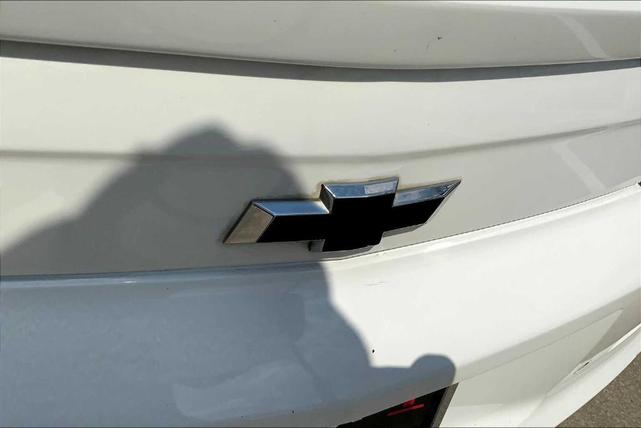 Photo of 2011 Summit White Chevrolet Camaro