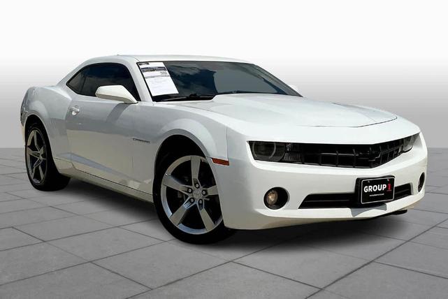 Photo of 2011 Summit White Chevrolet Camaro