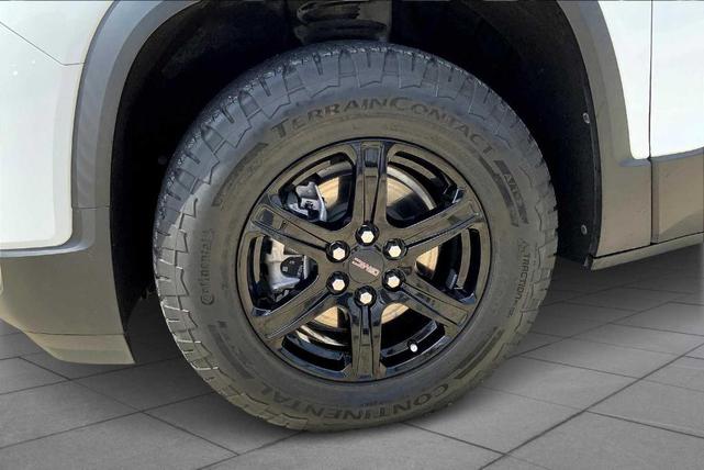 Photo of 2021 Summit White GMC Acadia