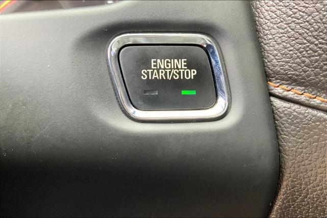 Photo of 2021 Summit White GMC Acadia