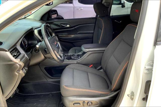 Photo of 2021 Summit White GMC Acadia