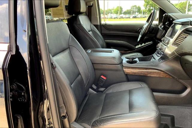 Photo of 2019 Black Chevrolet Suburban