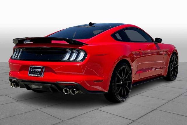 Photo of 2022 Race Red Ford Mustang