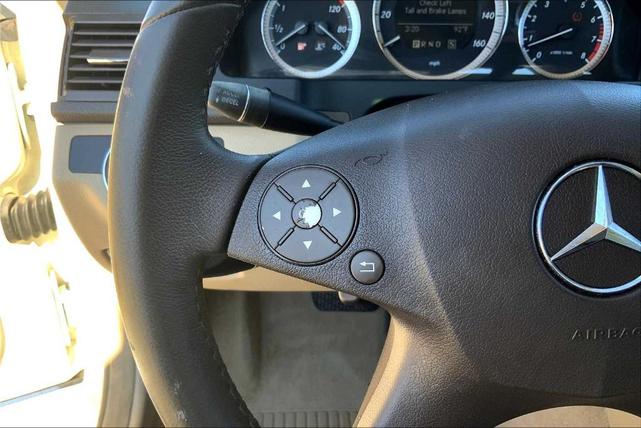 Photo of 2009 Arctic White Mercedes-Benz C-Class