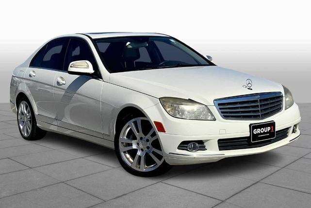 Photo of 2009 Arctic White Mercedes-Benz C-Class