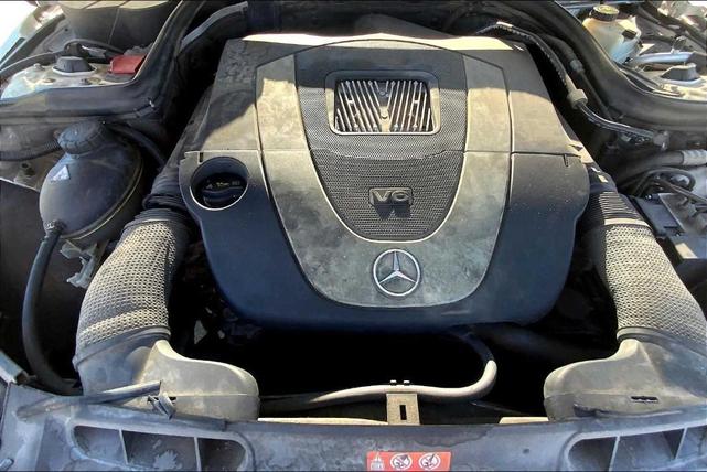Photo of 2009 Arctic White Mercedes-Benz C-Class