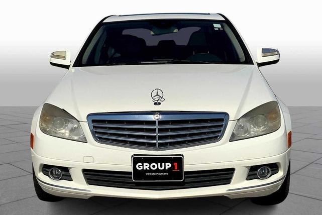Photo of 2009 Arctic White Mercedes-Benz C-Class