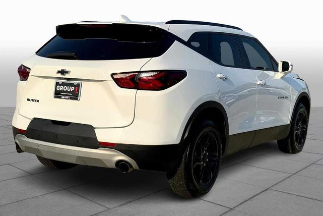 Photo of 2020 Summit White Chevrolet Blazer