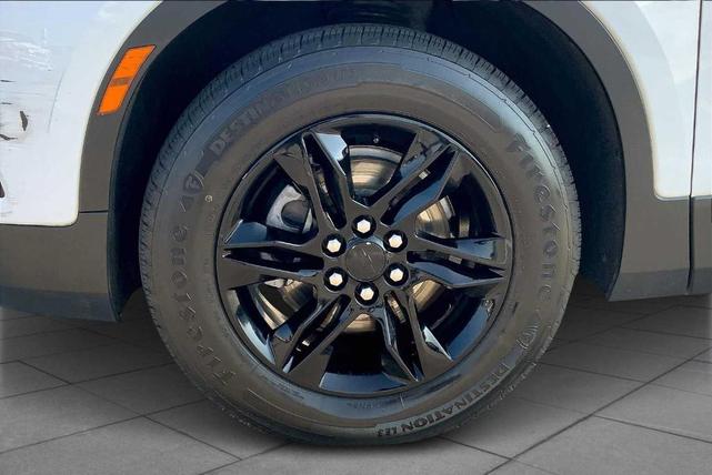 Photo of 2020 Summit White Chevrolet Blazer