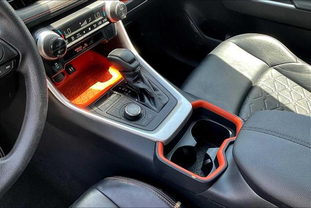 Photo of 2019 Lunar Rock / Ice Edge Roof Toyota RAV4