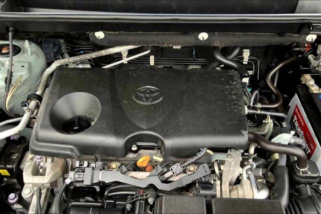 Photo of 2019 Lunar Rock / Ice Edge Roof Toyota RAV4