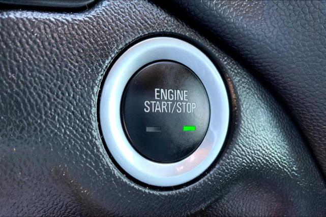 Photo of 2020 Iridescent Pearl Tricoat Chevrolet Equinox