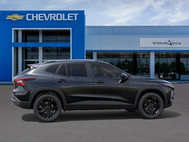 Photo of 2025 Black Chevrolet Trax