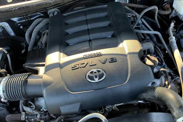 Photo of 2020 Midnight Black Metallic Toyota Tundra