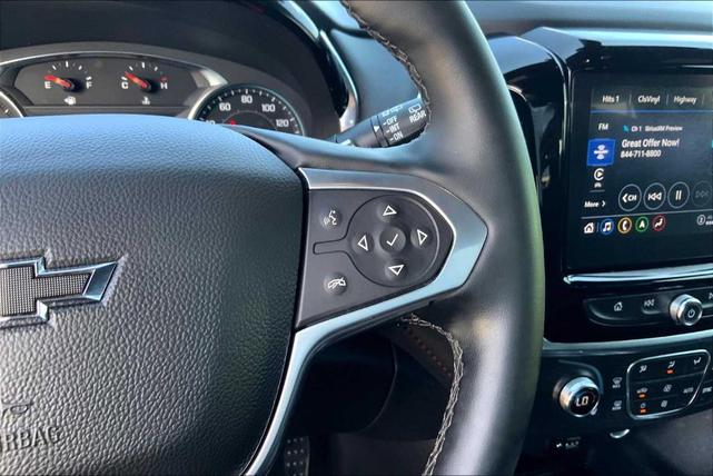 Photo of 2023 Mosaic Black Metallic Chevrolet Traverse