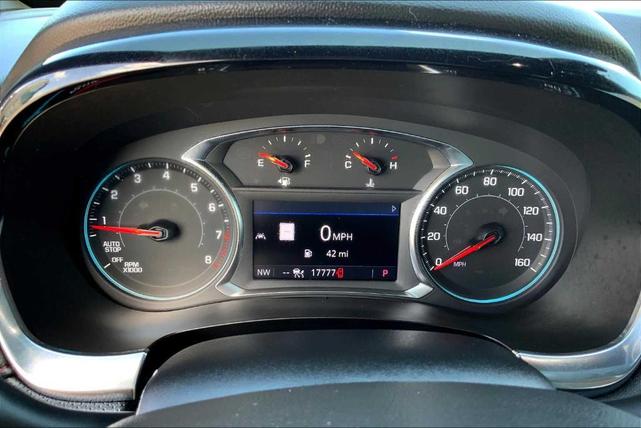 Photo of 2023 Mosaic Black Metallic Chevrolet Traverse